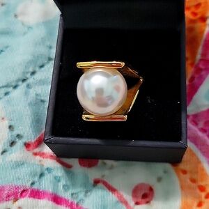 Pearl ring new